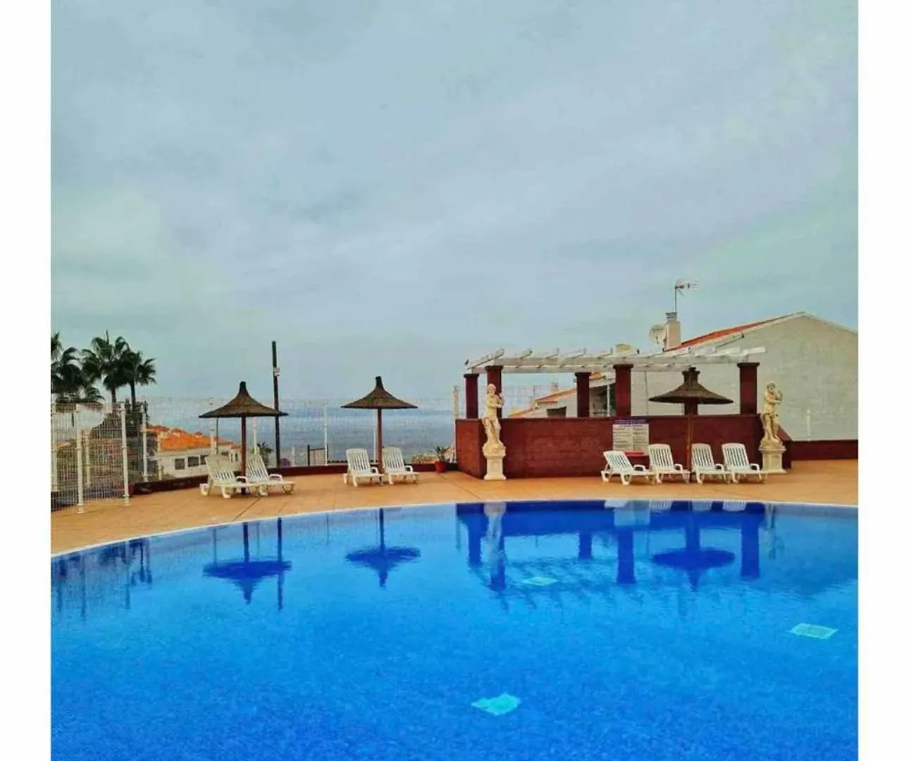 Lux 2 Bedrooms Costa Adeje Torviscas Bajo アデヘ